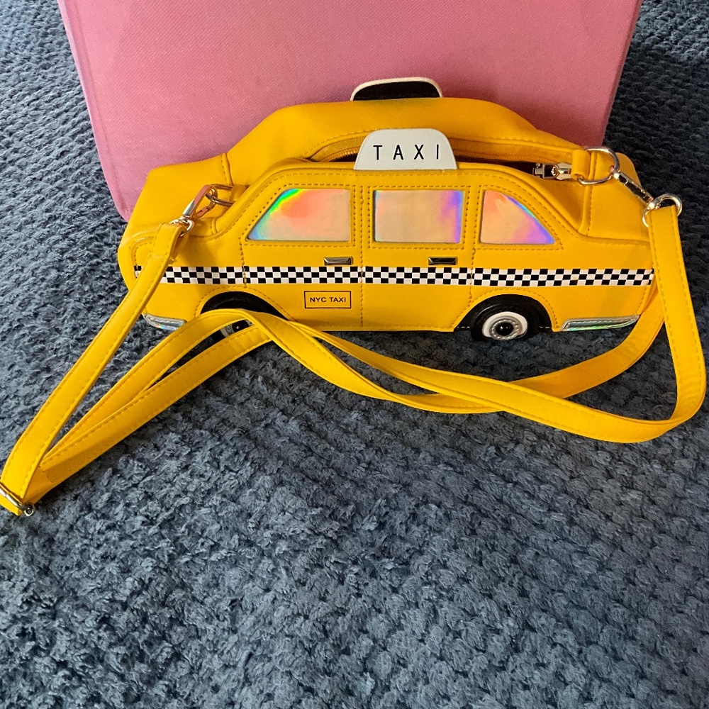 Novelty NYC Taxi Crossbody Bag